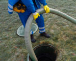 professional pumping septic tank